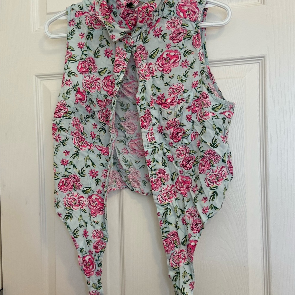 H&M cropped blouse